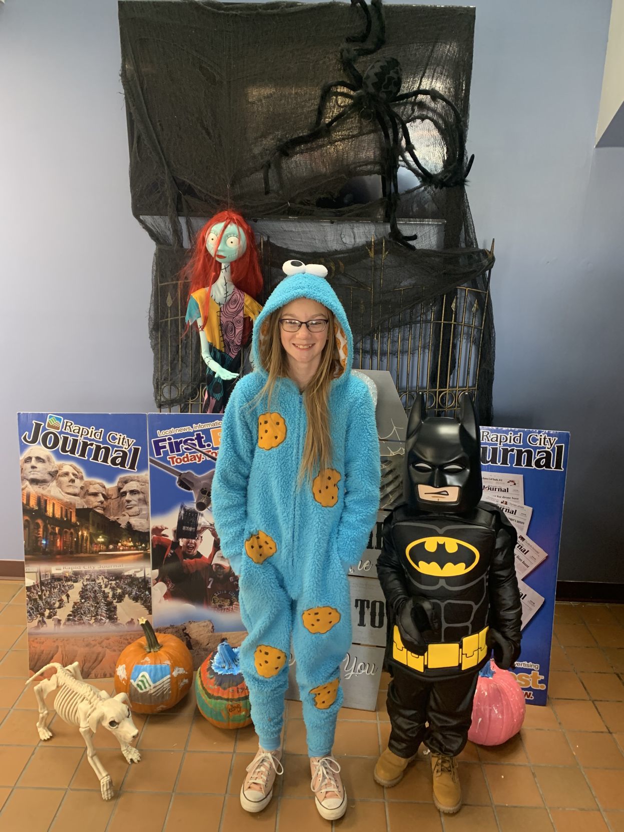 Halloween Pictures to run in Thursday's paper 045.JPG